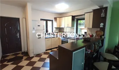Villa Spacieuse à Vendre à Colentina - foto 2