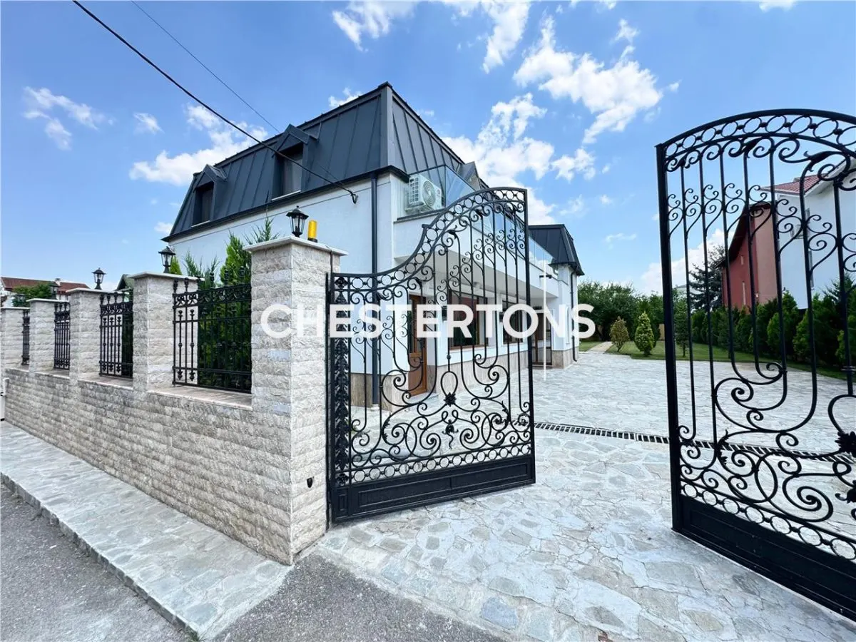 Villa à Louer, Zone Pipera - Iancu Nicolae, Terrain 1000 m² - foto 1