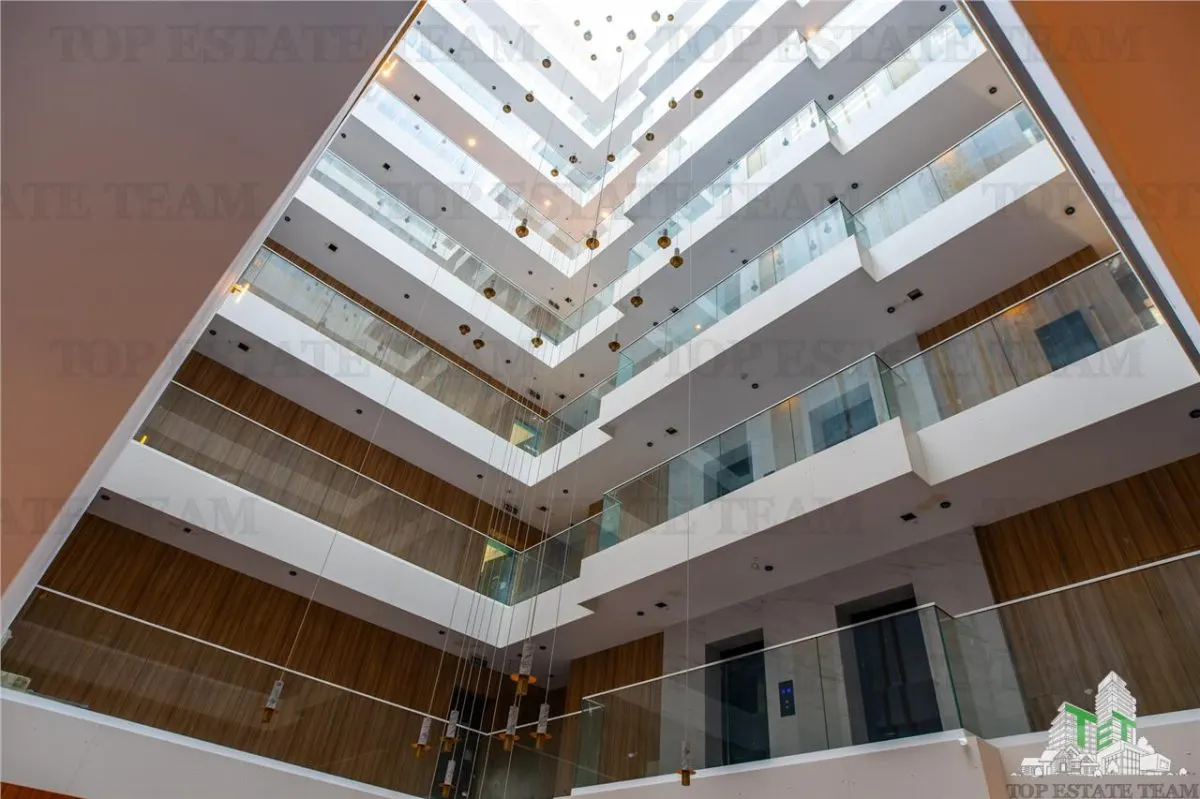 Apartment with 3 bedrooms for sale 75.84 sqm in Bucuresti, Baneasa area - foto 2