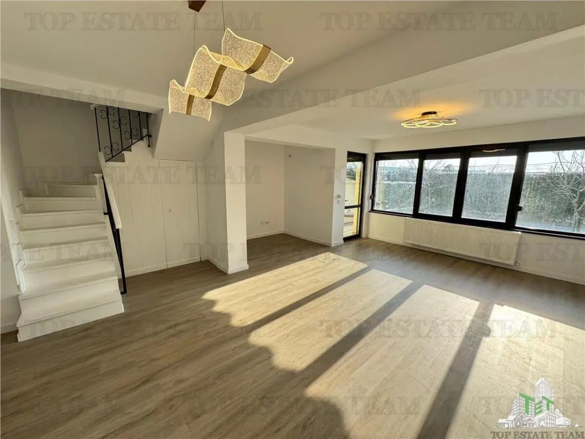 Pipera House | 5 Bedrooms | 160 sqm | 2 Parking Spaces | Renovated - foto 1