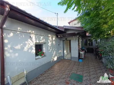 Maison 3 Chambres, 2 Salles de Bain, RDC, 65 m², Secteur 5, Rahova - foto 3
