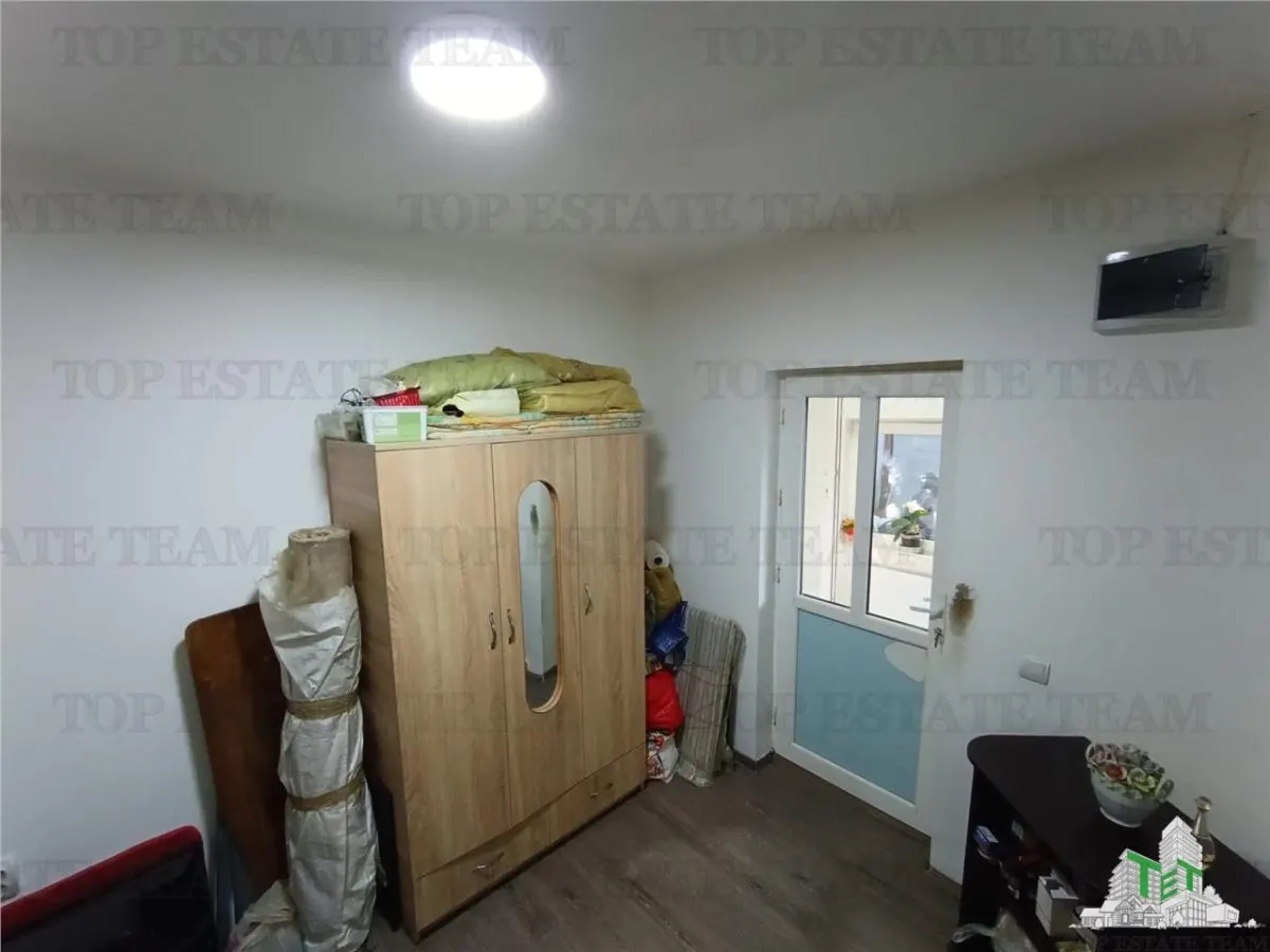 Maison 3 Chambres, 2 Salles de Bain, RDC, 65 m², Secteur 5, Rahova - foto 10