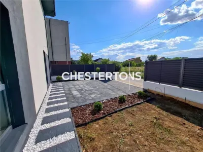 House / villa for sale 150 sqm in Otopeni, 23 August area - foto 6