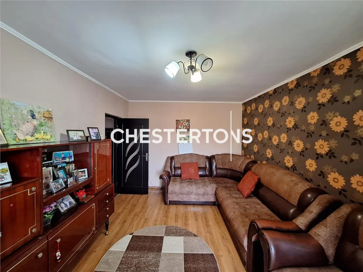 Apartamento 2 Dormitorios en Venta - Jandarmerie - Braila - foto 2