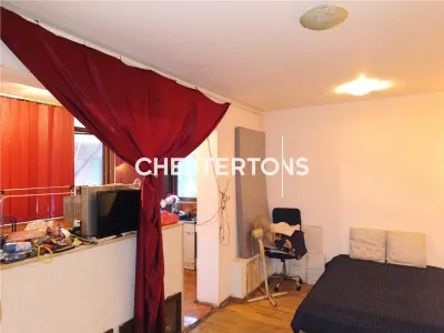 Apartamento de 2 Dormitorios con Balcón, 48 m², Planta Baja, Barrio Brancusi - Bucuresti