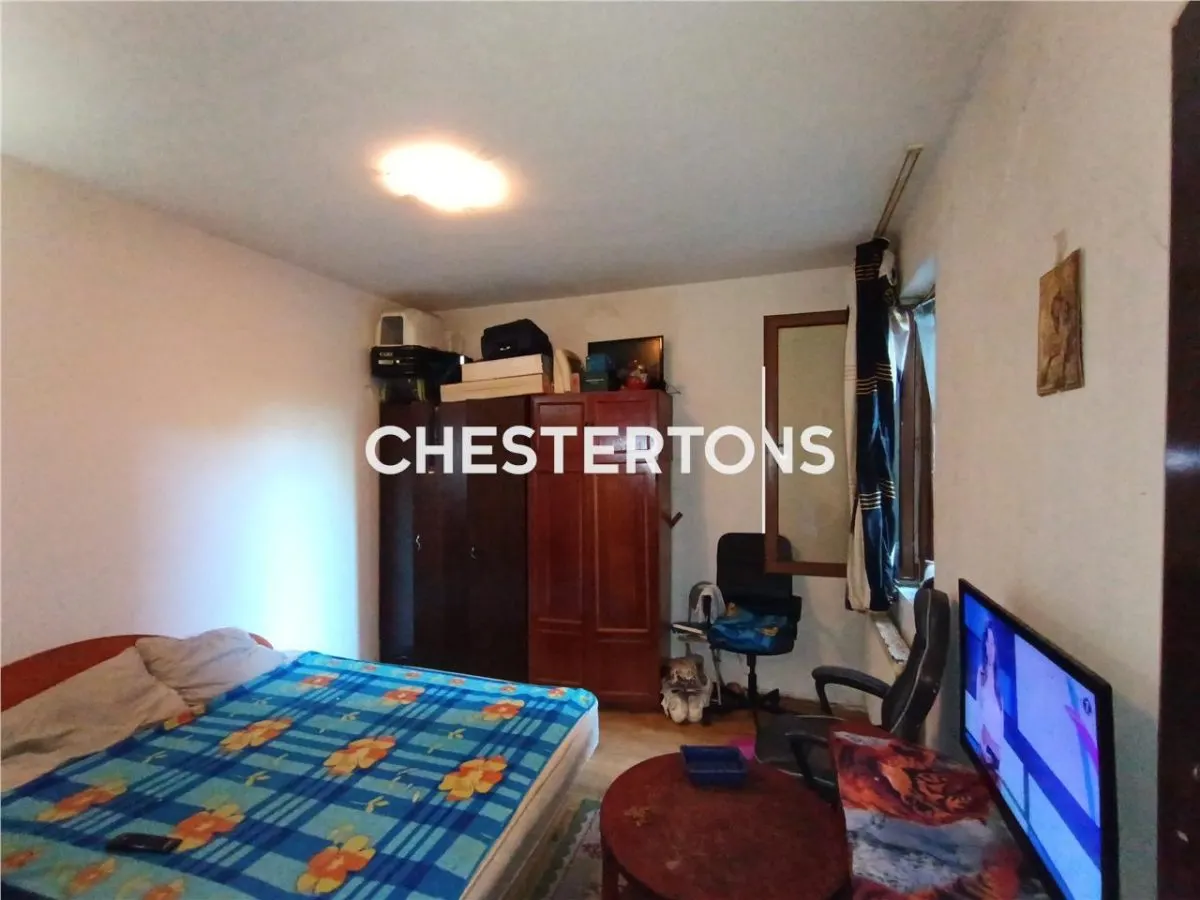 Apartamento de 2 Dormitorios con Balcón, 48 m², Planta Baja, Barrio Brancusi - foto 2