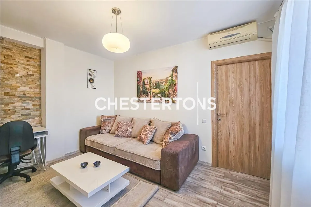Apartamento 2 Dormitorios, Mosilor, en Villa, Amueblado - foto 2