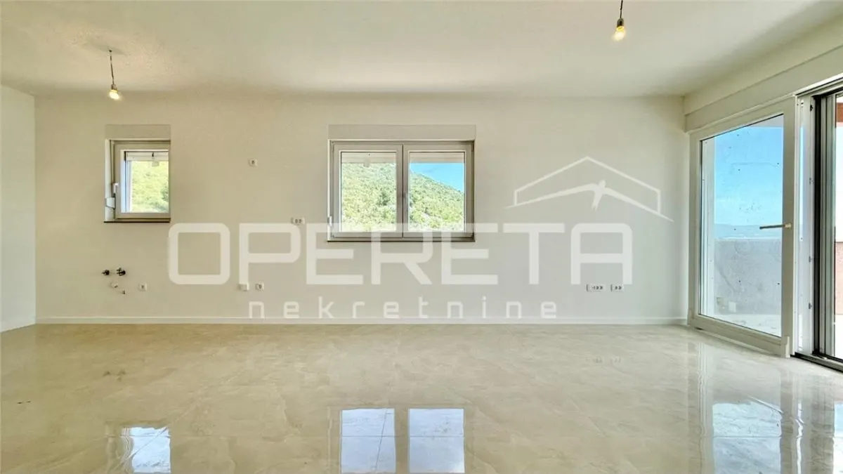 Apartamento de Dos Dormitorios en Venta en Starigrad, Croacia - foto 5