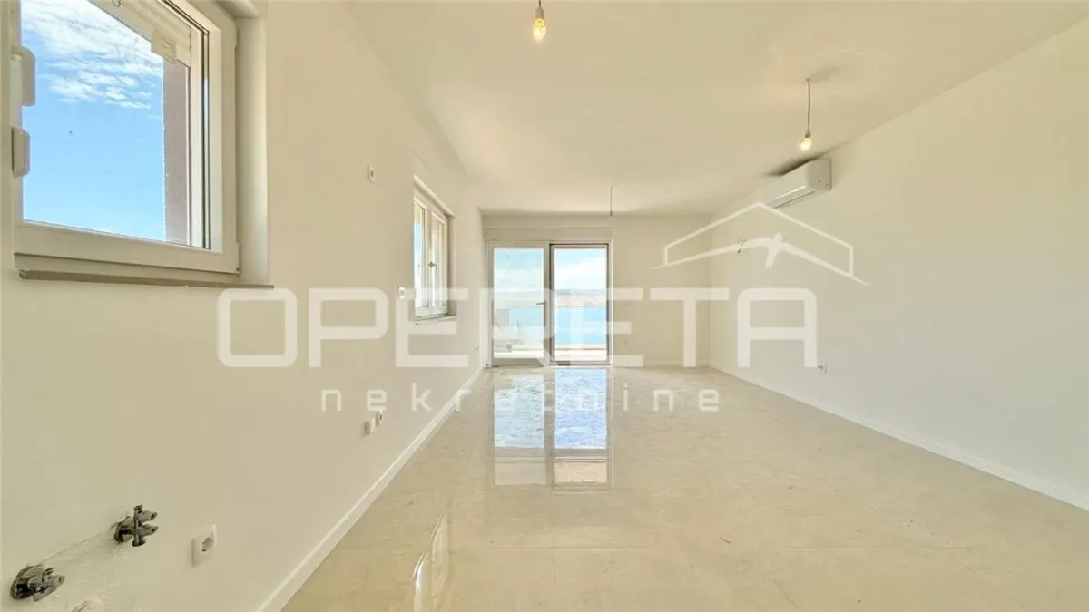 Apartamento de Dos Dormitorios en Venta en Starigrad, Croacia - foto 6
