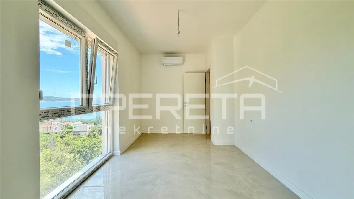 Apartamento de Dos Dormitorios en Venta en Starigrad, Croacia - foto 8