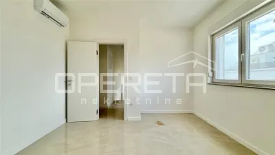 Apartament de vanzare in Croatia, Starigrad - foto 4