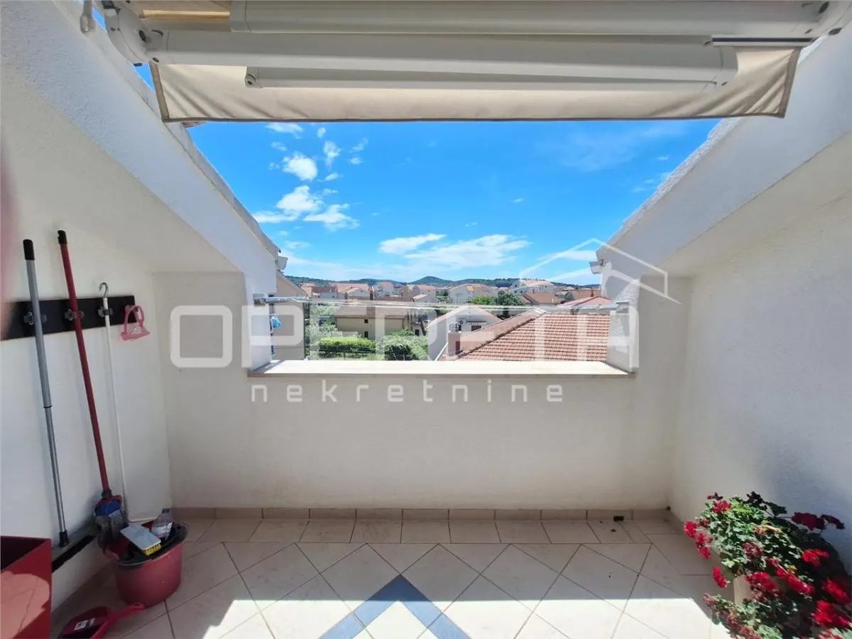 Appartement de Trois Chambres à Vendre à Vodice, Croatie - foto 12