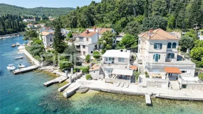 Two Seafront Residential Units with Garden and Terraces, Korcula - foto 2