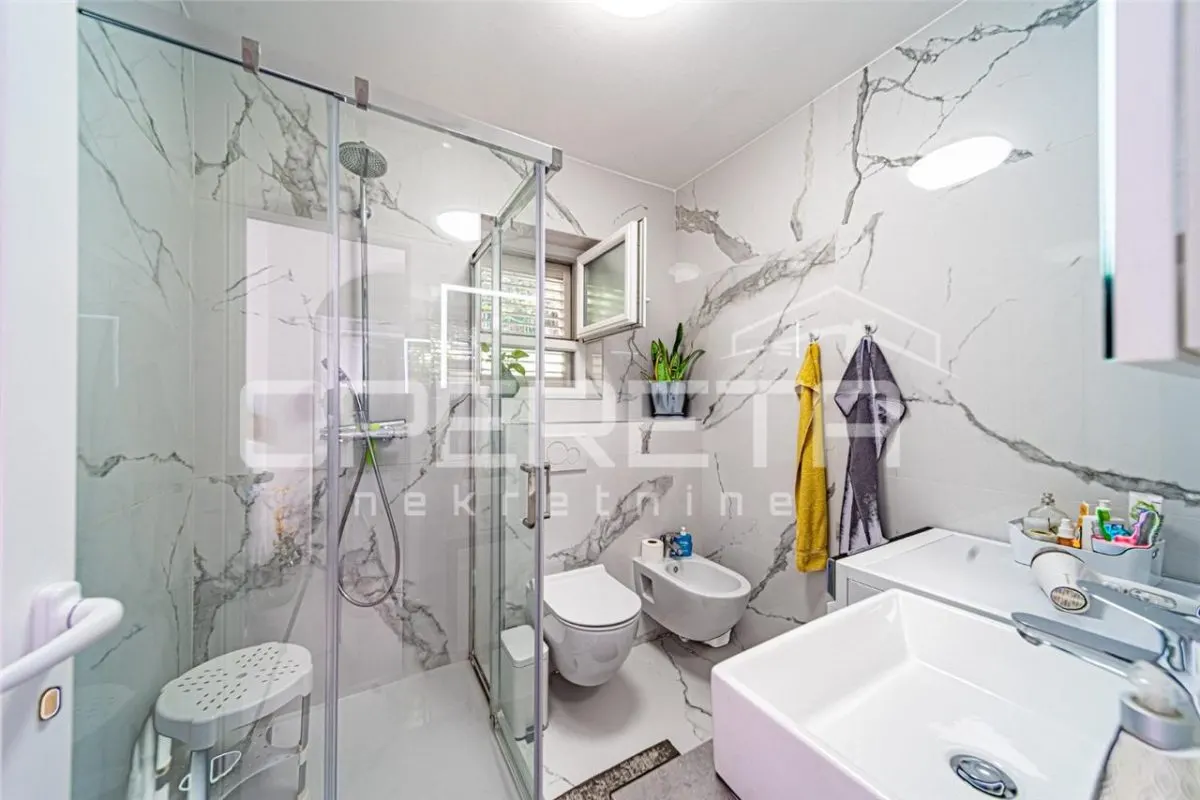 Two Seafront Residential Units with Garden and Terraces, Korcula - foto 16