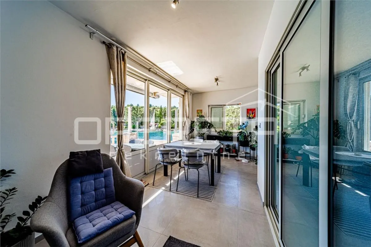 Two Seafront Residential Units with Garden and Terraces, Korcula - foto 8