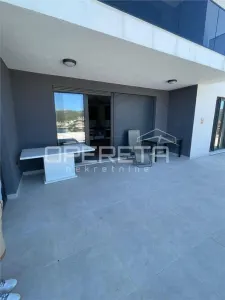 Apartamento de Tres Dormitorios en Venta en Croatia, Marina - foto 12