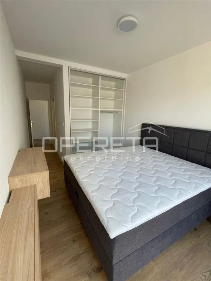 Apartamento de Tres Dormitorios en Venta en Croatia, Marina - foto 6