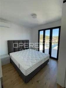 Apartamento de Tres Dormitorios en Venta en Croatia, Marina - foto 8