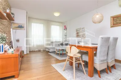Appartement Trois Chambres à Vendre à Zagreb, Maksimir - Zagreb