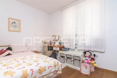 Apartamento de Tres Dormitorios en Venta en Zagreb, Maksimir - foto 15