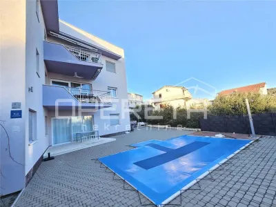 Appartement Spacieux avec Piscine et Parking, Okrug Gornji, Croatie - foto 2
