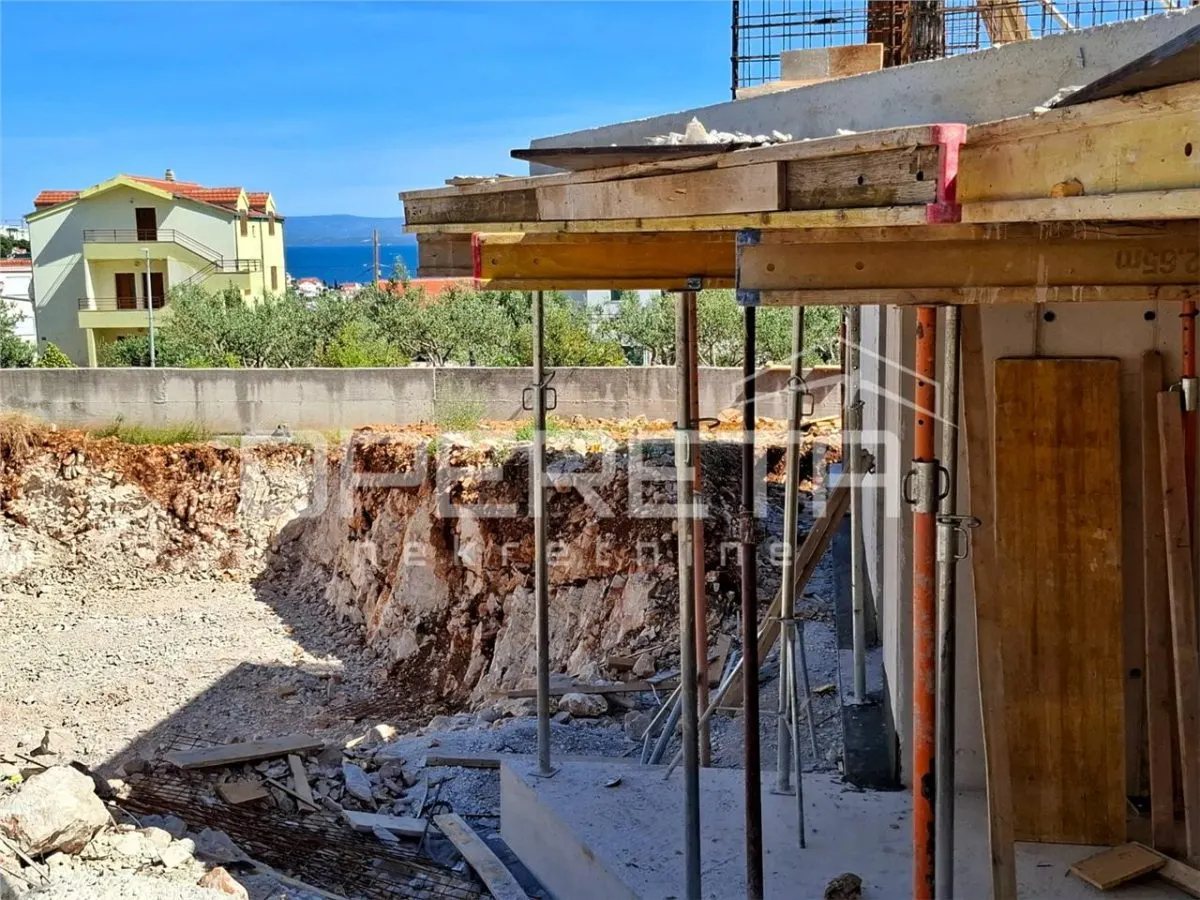 Apartamento en Planta Baja en Venta en Okrug Gornji, Isla de Ciovo, Croacia - foto 18