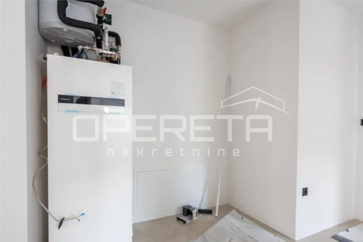 Apartamento en Venta en Kraljevica, Croacia - foto 13
