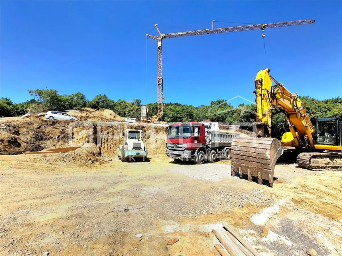 Apartamento de Lujo en Venta en Sinj, Croacia - foto 22