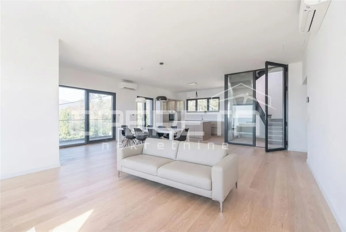 Exclusivo Ático en Venta en Rijeka, Croacia - foto 4