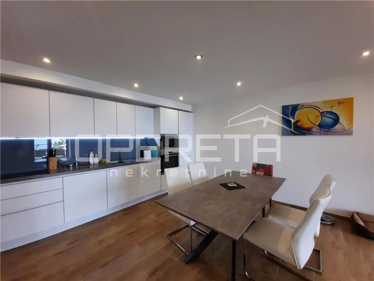 Apartment for Sale in Croatia, Lovran - foto 5