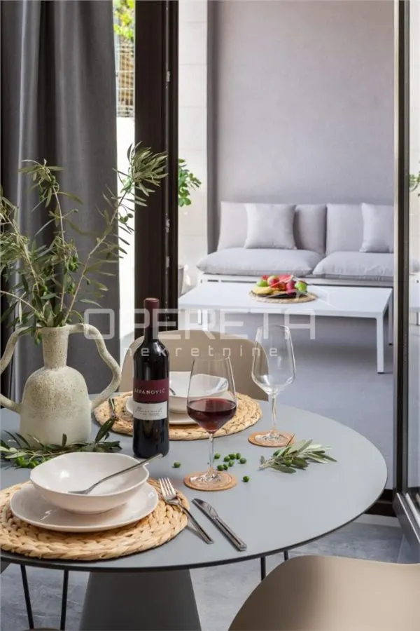 Apartamento de Lujo en Planta Baja en Venta en Komiza, Croacia - foto 10