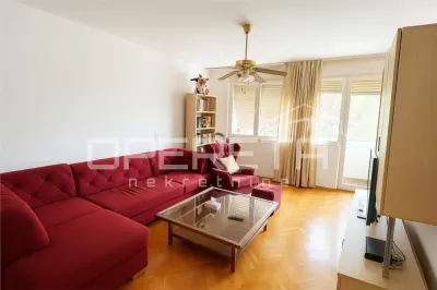 Appartement Spacieux à Vendre à Split, Bol - Split