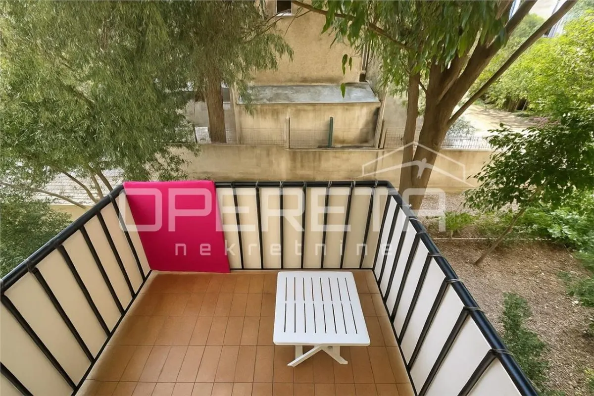 Appartement Spacieux à Vendre à Split, Bol - foto 3