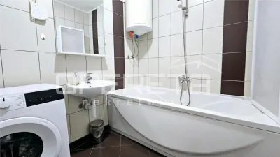Apartamento de Cuatro Dormitorios en Venta en Zadar, Croacia - foto 14