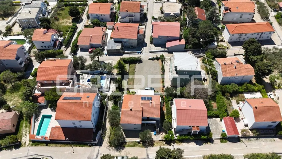 克罗地亚诺瓦利亚三卧室公寓出售 - foto 17