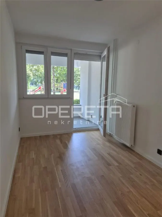 Apartamento de Dos Dormitorios en Venta en Utrine, Zagreb - foto 13