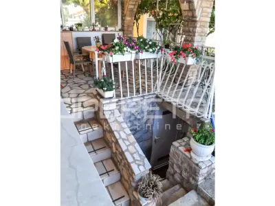 克罗地亚沃迪切一楼公寓，配花园及改建车库 - foto 20