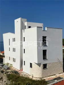 Three-Bedroom Apartment with Rooftop Terrace for Sale in Zadar, Croatia - foto 5