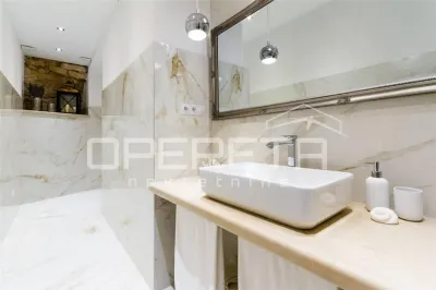 Dos Elegantes Apartamentos junto al Mar en Venta en Korcula, Croacia - foto 18