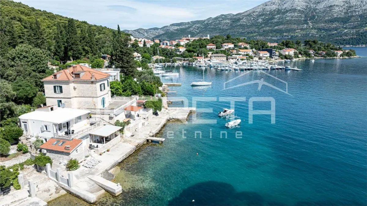Dos Elegantes Apartamentos junto al Mar en Venta en Korcula, Croacia - foto 22
