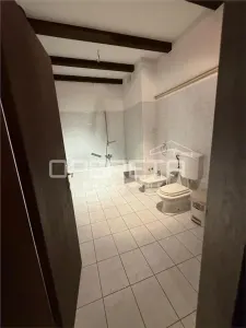Apartamento en Venta en Varazdin, Croacia – Plaza Mayor Histórica - foto 11