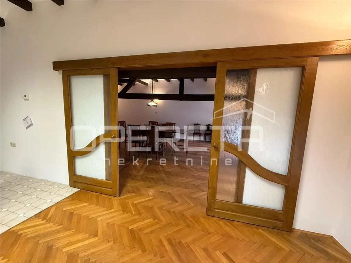 Apartamento en Venta en Varazdin, Croacia – Plaza Mayor Histórica - foto 17