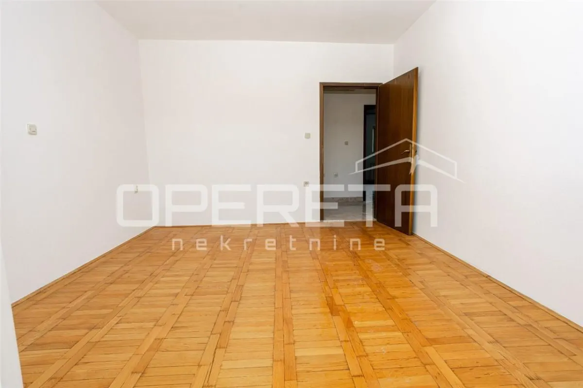 Three-Bedroom Apartment for Sale in Šibenik, Croatia - foto 7