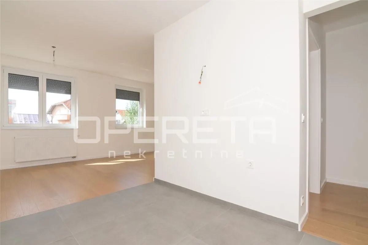 Apartamento de Cuatro Dormitorios en Venta en Zagreb, Croacia - foto 18