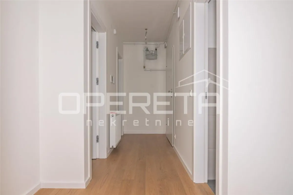 Apartamento de Cuatro Dormitorios en Venta en Zagreb, Croacia - foto 21