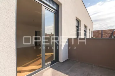 Apartamento de Cuatro Dormitorios en Venta en Zagreb, Croacia - foto 23