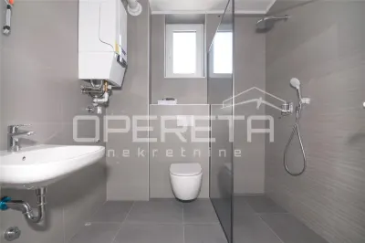 Apartamento de Cuatro Dormitorios en Venta en Zagreb, Croacia - foto 5