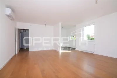 克罗地亚萨格勒布三卧室公寓出售 - Zagreb