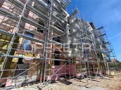Appartement Rez-de-Chaussée à Vendre à Okrug Gornji, Ciovo, Croatie - foto 15
