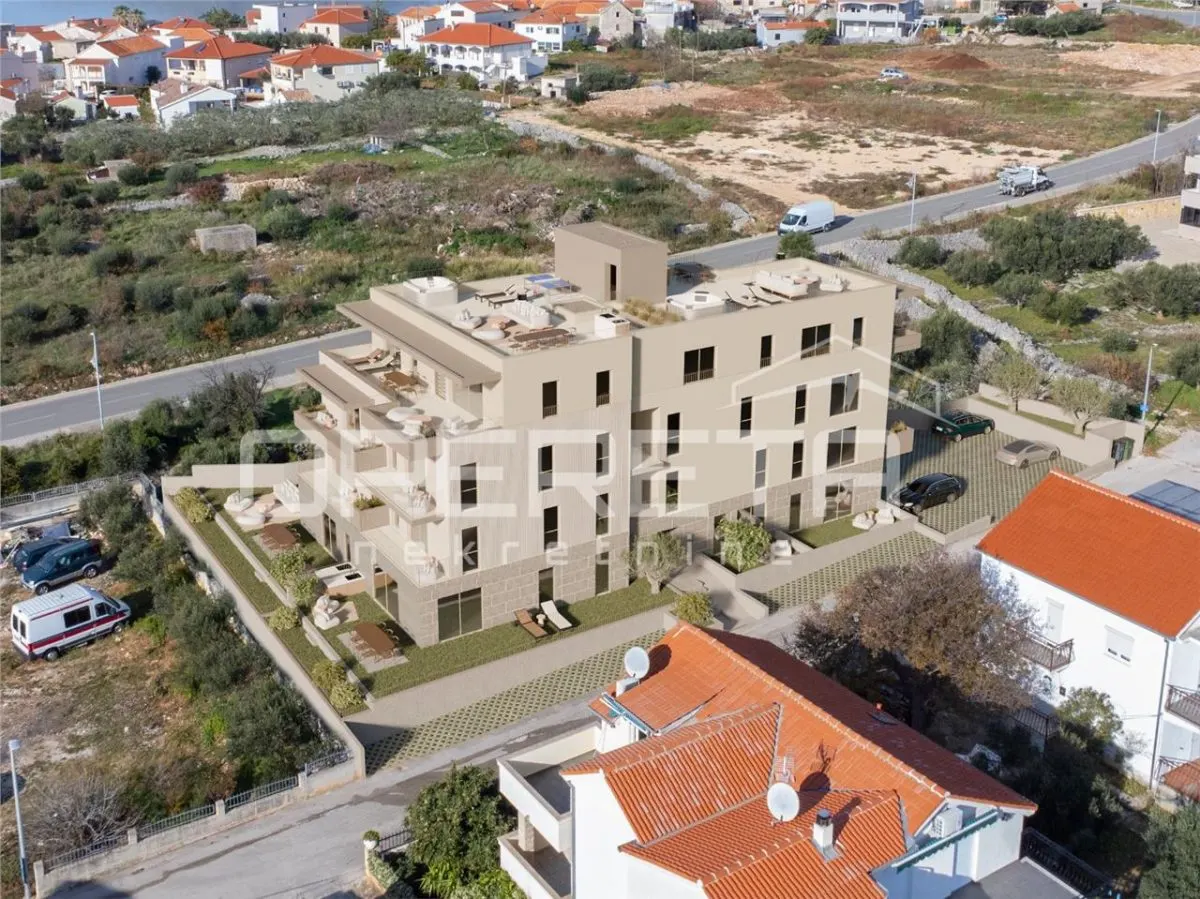 Appartement Rez-de-Chaussée à Vendre à Okrug Gornji, Ciovo, Croatie - foto 3